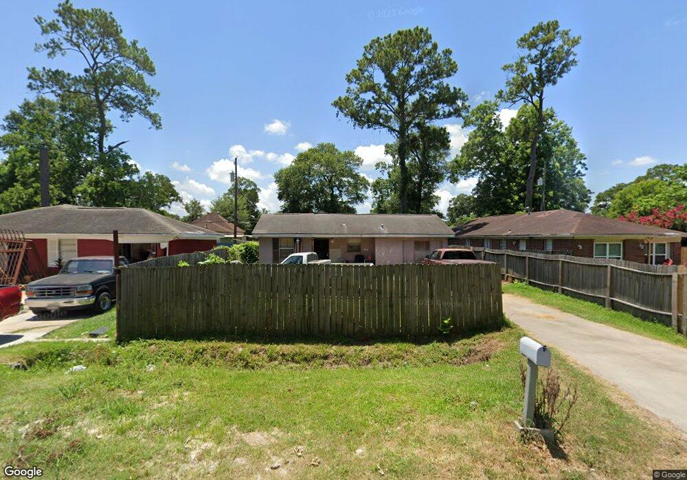 2445 Mayview Dr, Houston, TX 77091 - photo 1