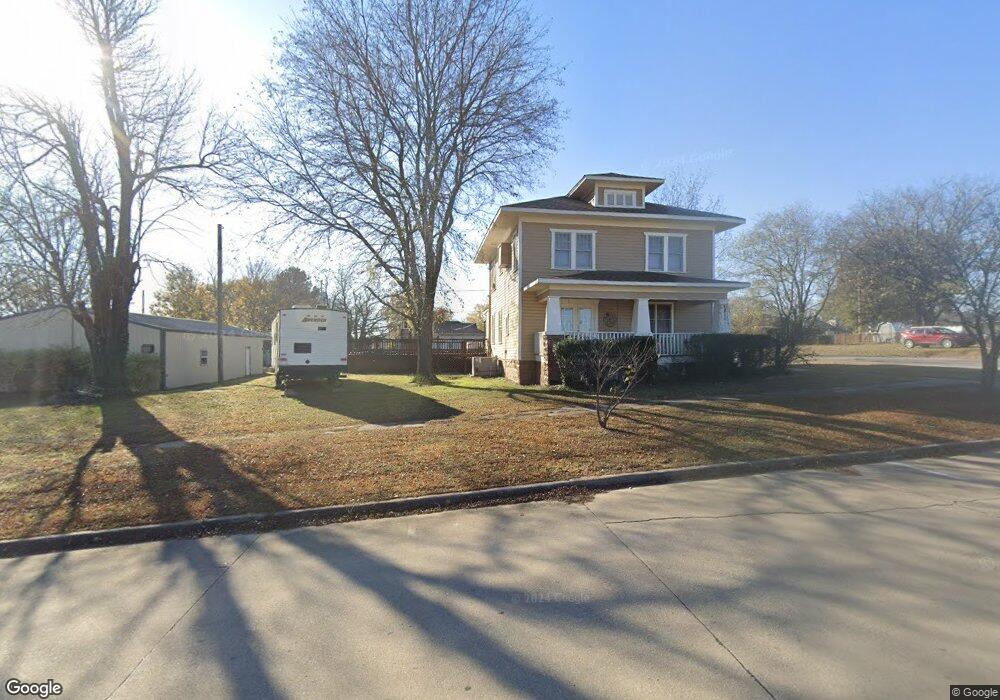 409 W Moore St, Henryetta, OK 74437 - photo 1