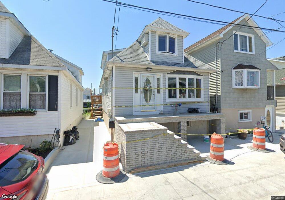 48 W 14th Rd, Broad Channel, NY 11693 - photo 1
