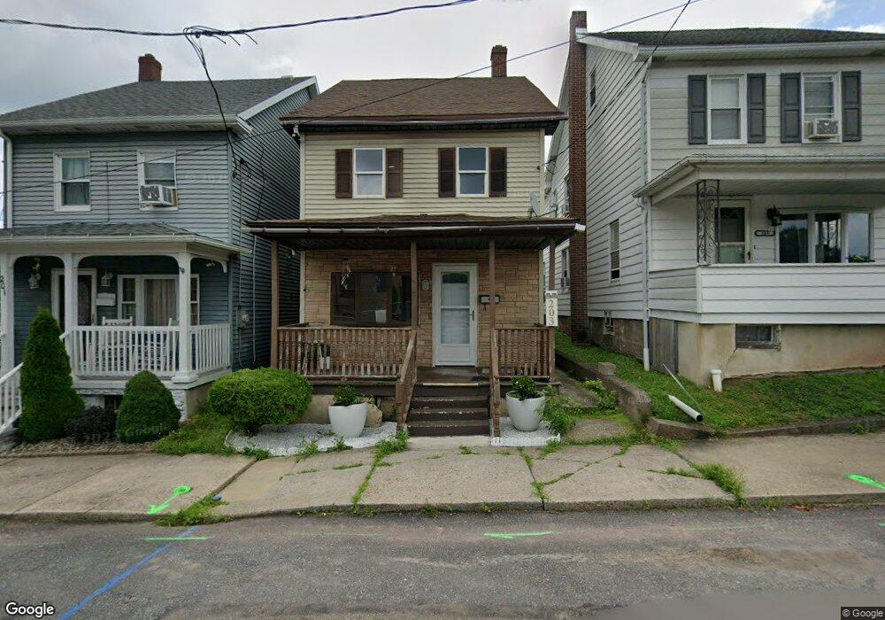 203 S Hancock St, McAdoo, PA 18237 - photo 1