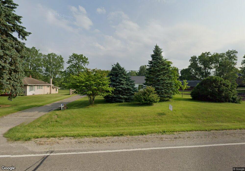 4225 E Coldwater Rd, Flint, MI 48506 - photo 1