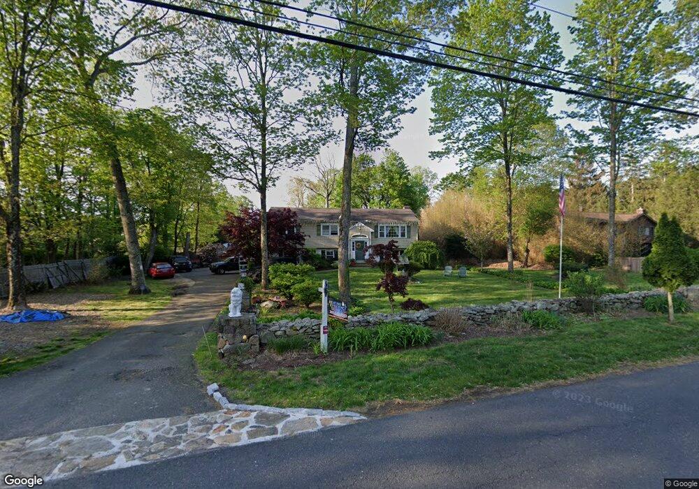 352 Spring Hill Rd, Monroe, CT 06468 - photo 1