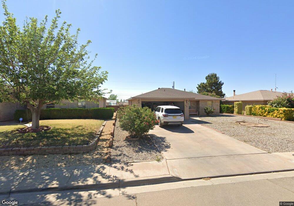 708 Montwood Ct, Alamogordo, NM 88310 - photo 1