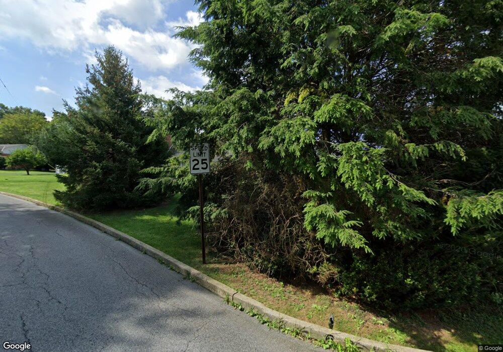 192 Smithfield St, Bedford, PA 15522 - photo 1