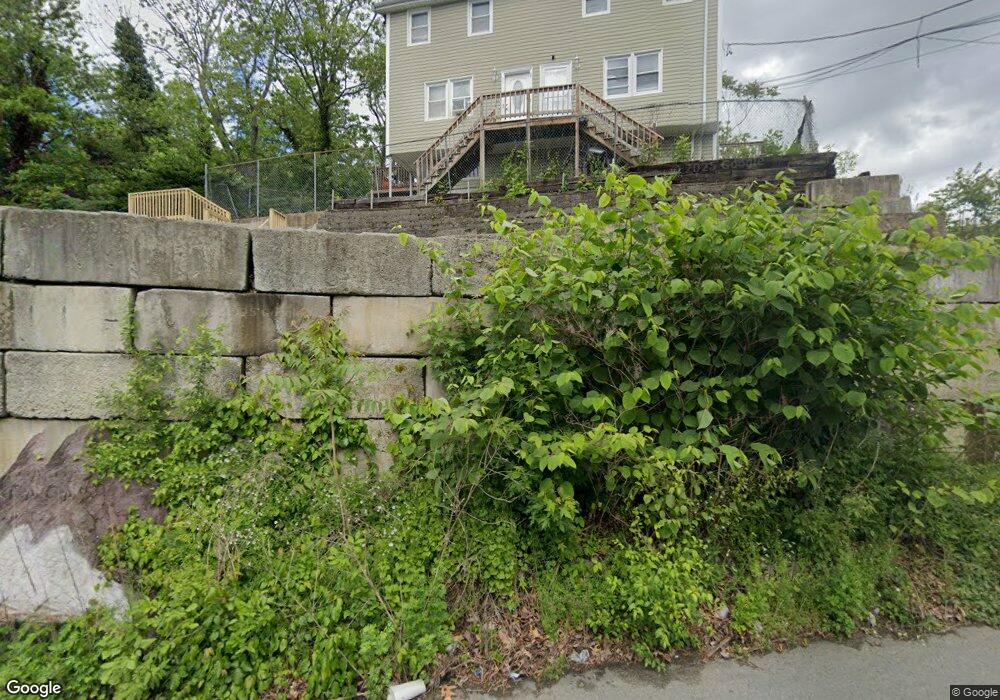 9 Hesper St unit 11, Lynn, MA 01905 - photo 1