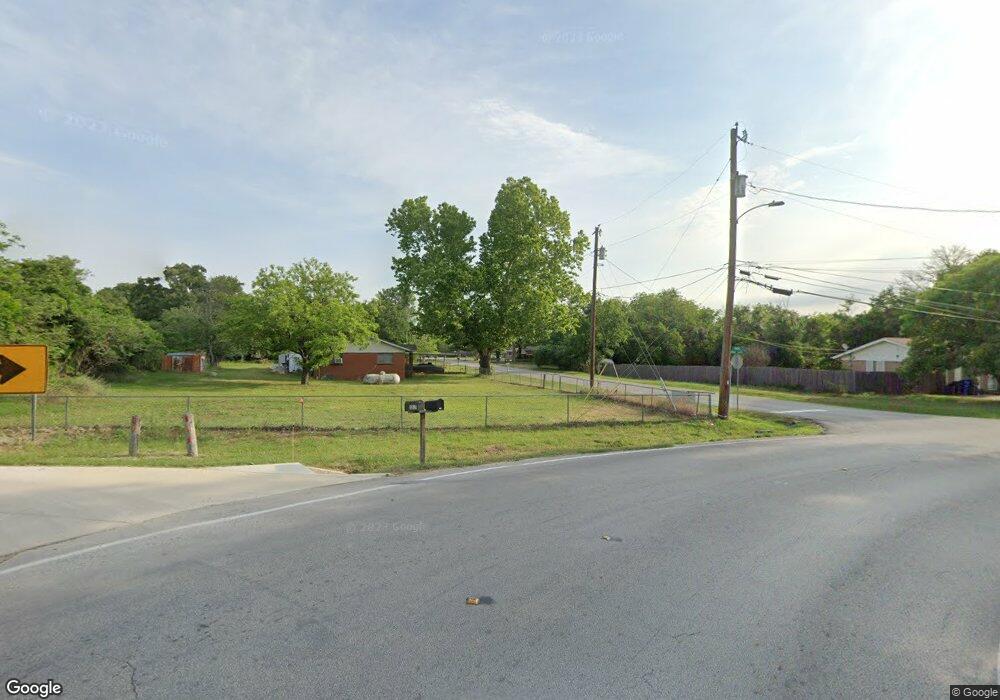 1017 Red Bud Dr, Azle, TX 76020 - photo 1