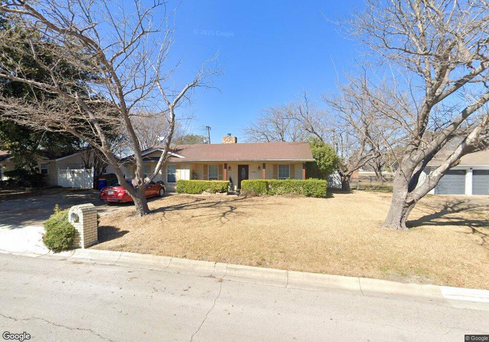 9008 Glenn Dr, Fort Worth, TX 76108 - photo 1