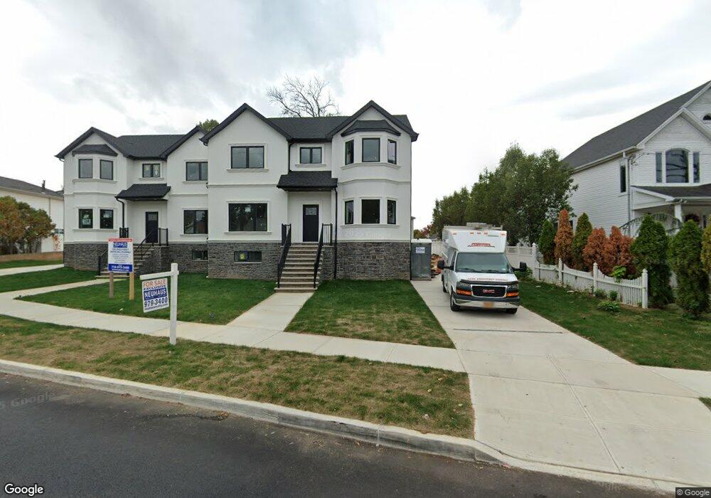 81 Salamander Ct, Staten Island, NY 10309 - photo 1