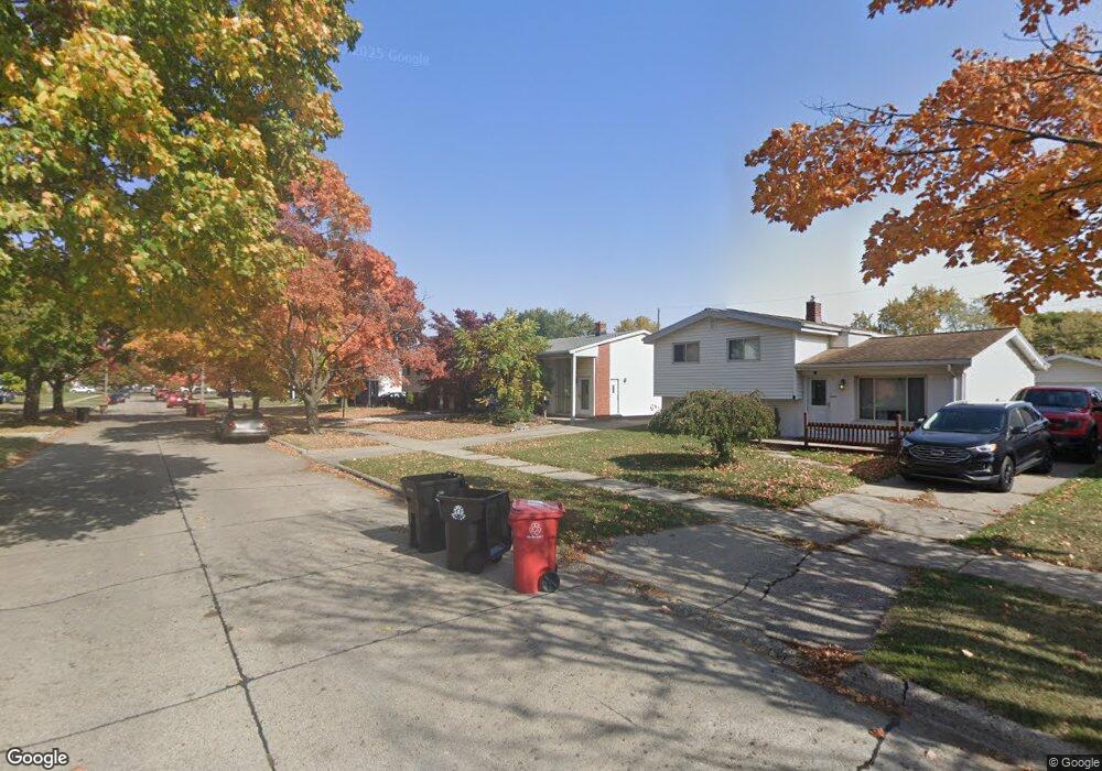 30278 Bluehill St, Roseville, MI 48066 - photo 1