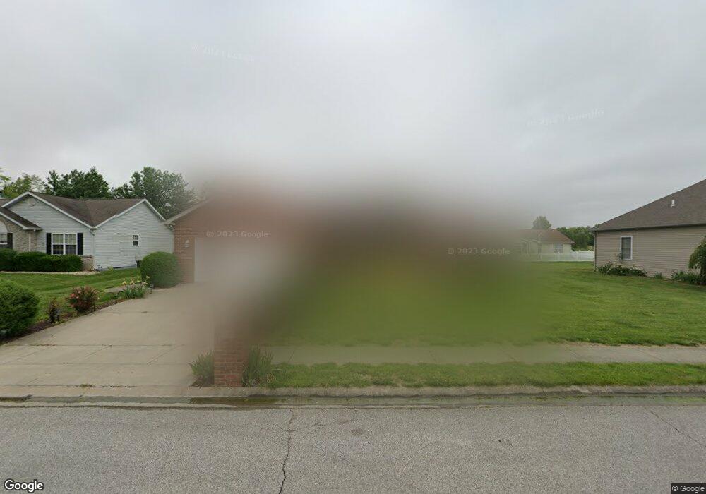 329 Silverthorne Dr, Freeburg, IL 62243 - photo 1