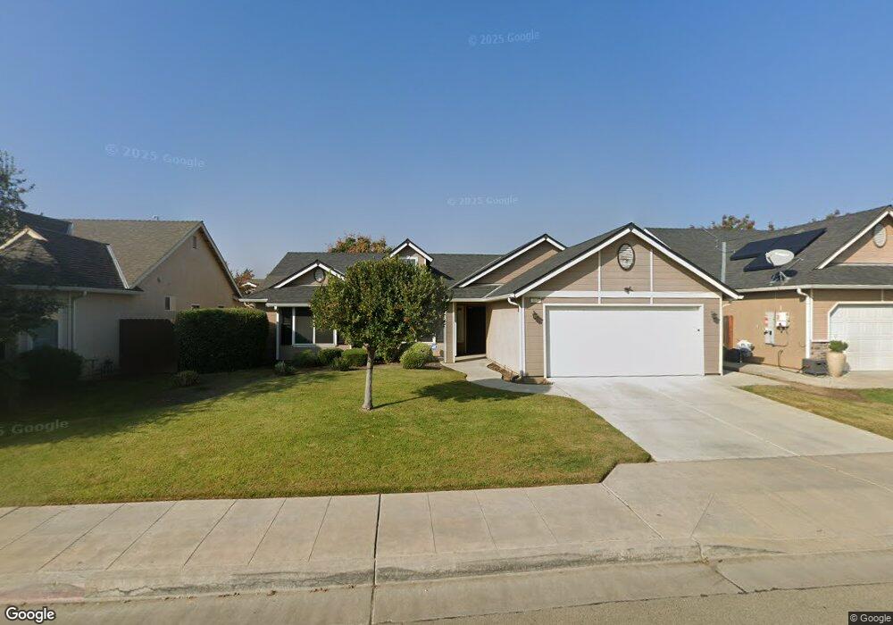 3137 N Pearwood Ave, Fresno, CA 93727 - photo 1
