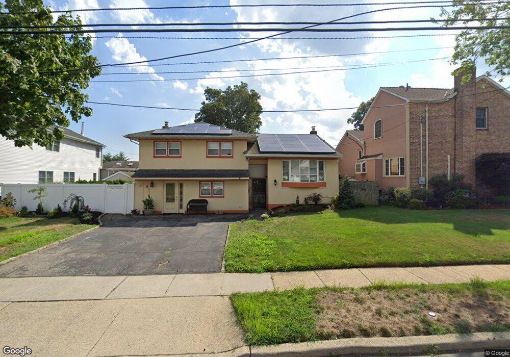 899 Polk Ave, Franklin Square, NY 11010 - photo 1