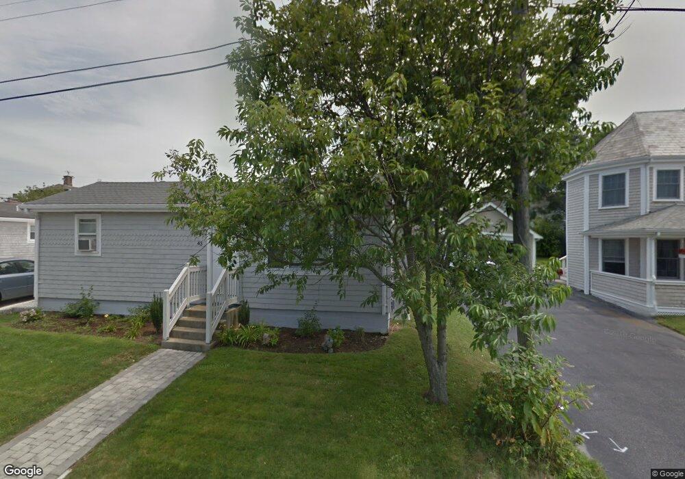 45 Ellery Ave, Middletown, RI 02842 - photo 1