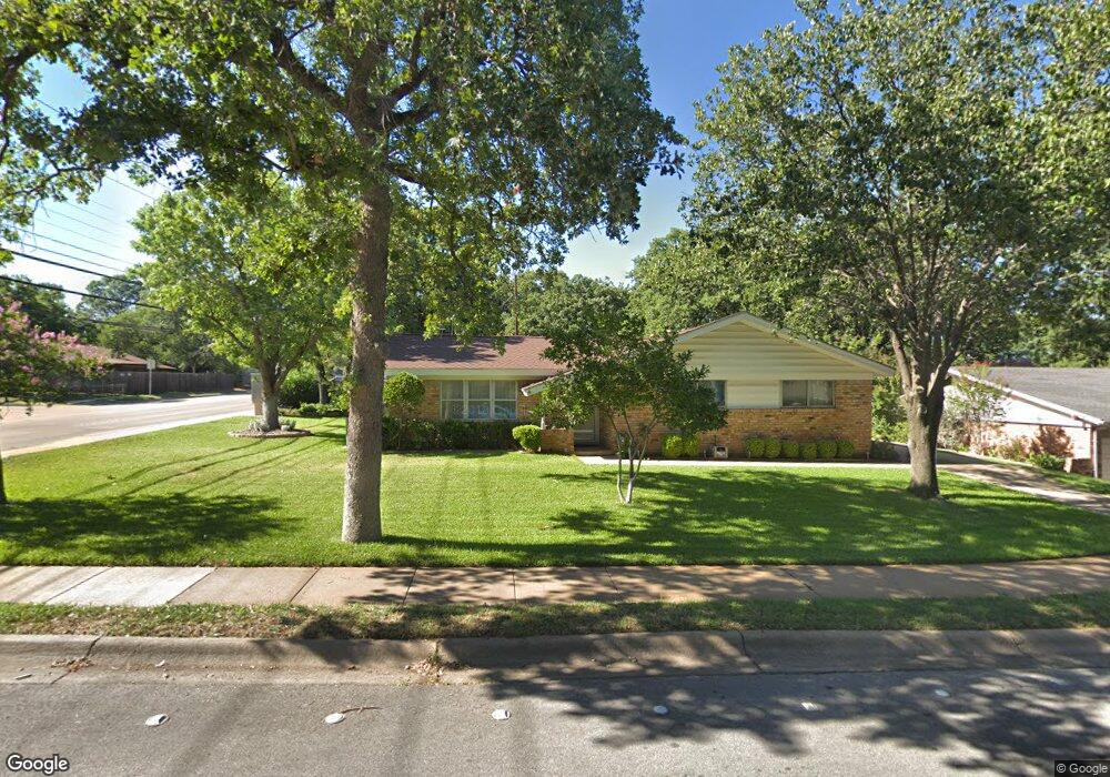 740 Bedford Ct W, Hurst, TX 76053 - photo 1