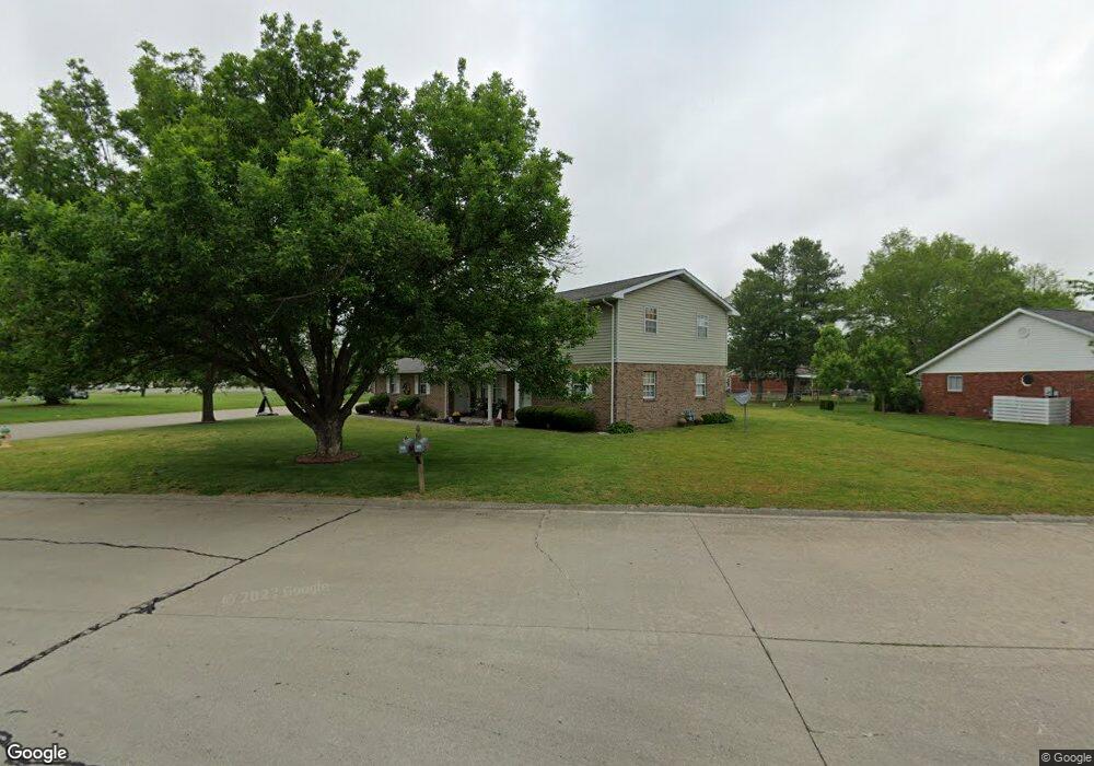 702 Meadow Brook Dr, Freeburg, IL 62243 - photo 1