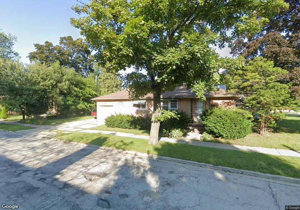 327 Judge Ave, Waukegan, IL 60085 - photo 1