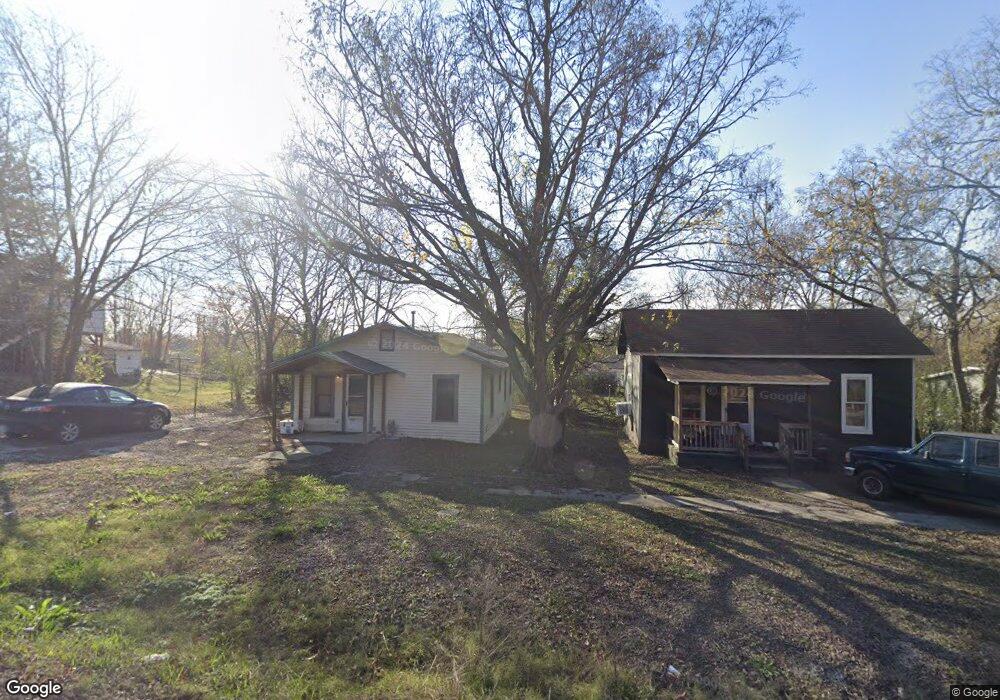 1007 W Merrick St, Henryetta, OK 74437 - photo 1