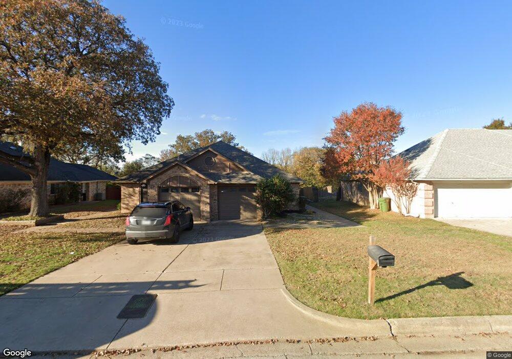 9283 Meandering Dr, North Richland Hills, TX 76182 - photo 1