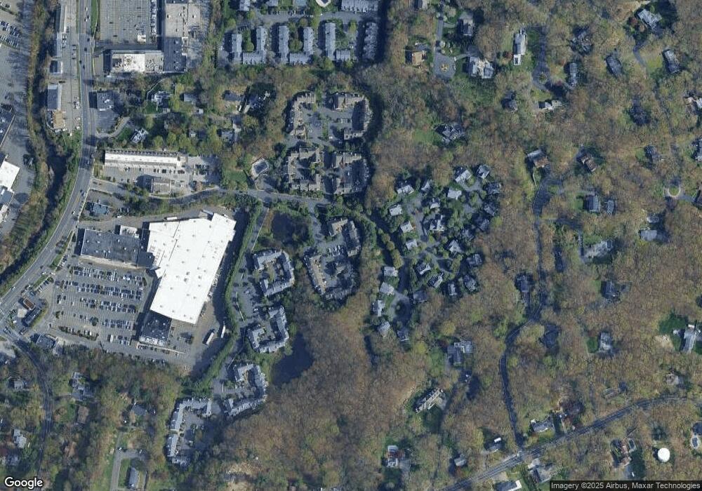 620 Foxboro Dr, Norwalk, CT 06851 - photo 1