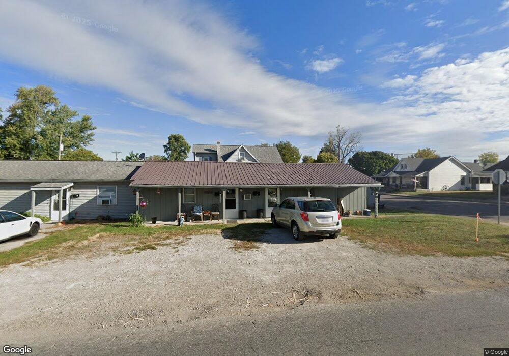 200 N Walnut St, Edinburgh, IN 46124 - photo 1