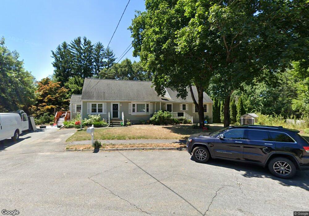 10 Juniper Cir, Westborough, MA 01581 - photo 1