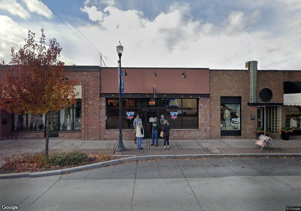 329 SW 6th St, Redmond, OR 97756 - photo 1