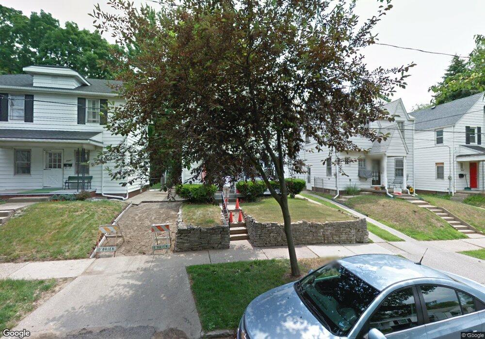 2039 Talbot St, Toledo, OH 43613 - photo 1