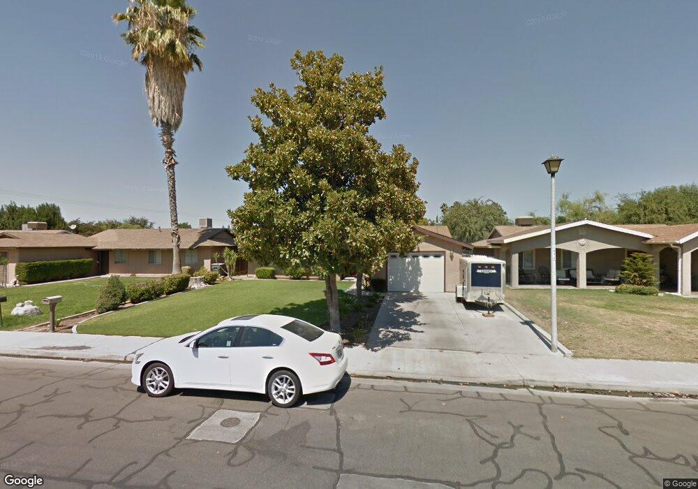 1208 Walnut St, Wasco, CA 93280 - photo 1