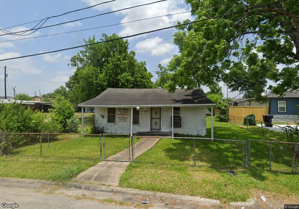4743 Briscoe St, Houston, TX 77033 - photo 1