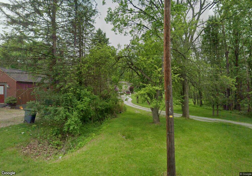 608 Thomas Rd, Eighty Four, PA 15330 - photo 1