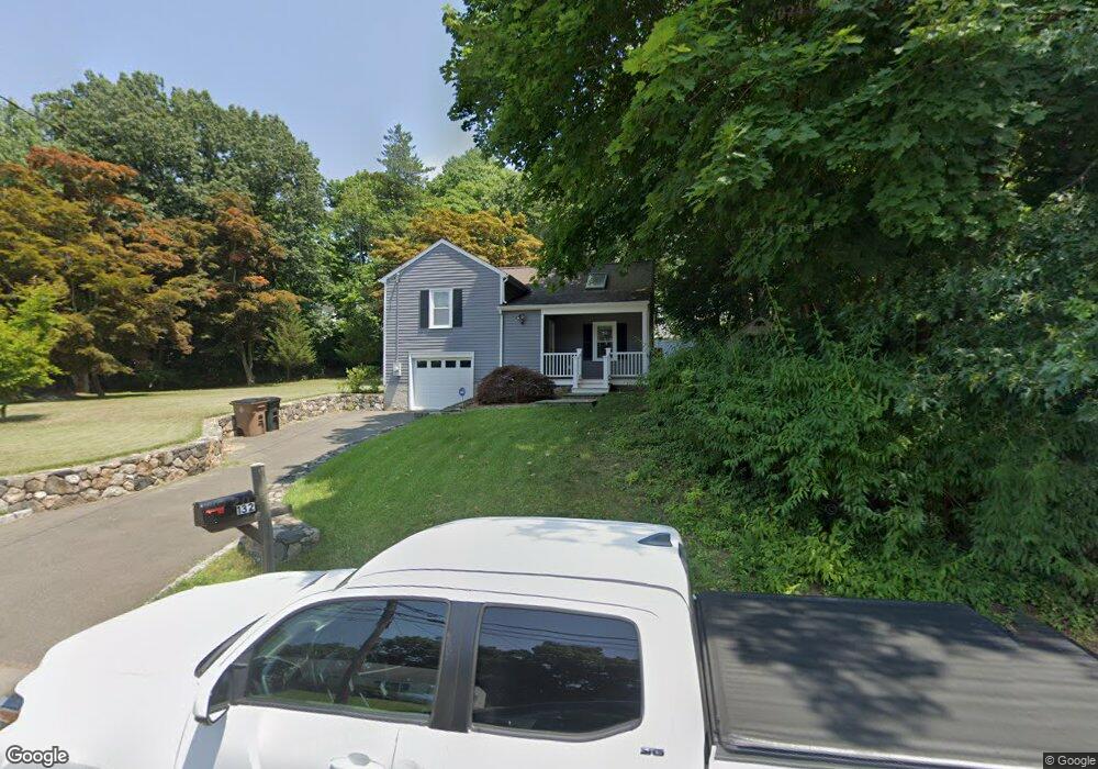 132 Ridge Park Ave, Stamford, CT 06905 - photo 1