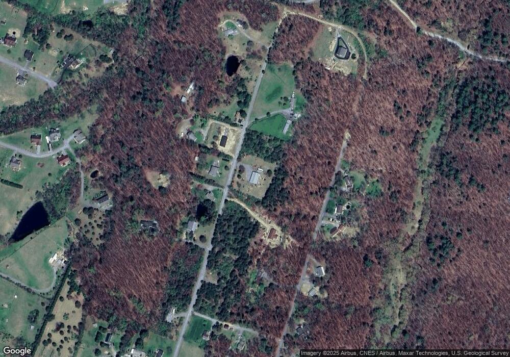 582 Apple Orchard Cir, Berkeley Springs, WV 25411 - photo 1