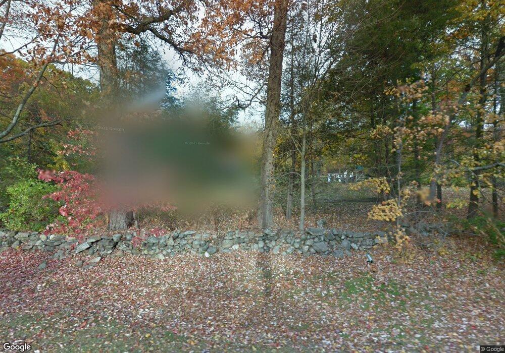 1534 Redding Rd, Fairfield, CT 06824 - photo 1