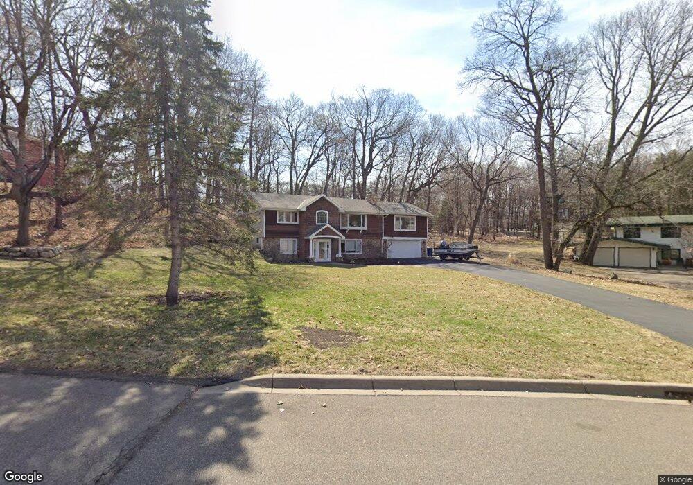 16325 Pine St, Minnetonka, MN 55345 - photo 1