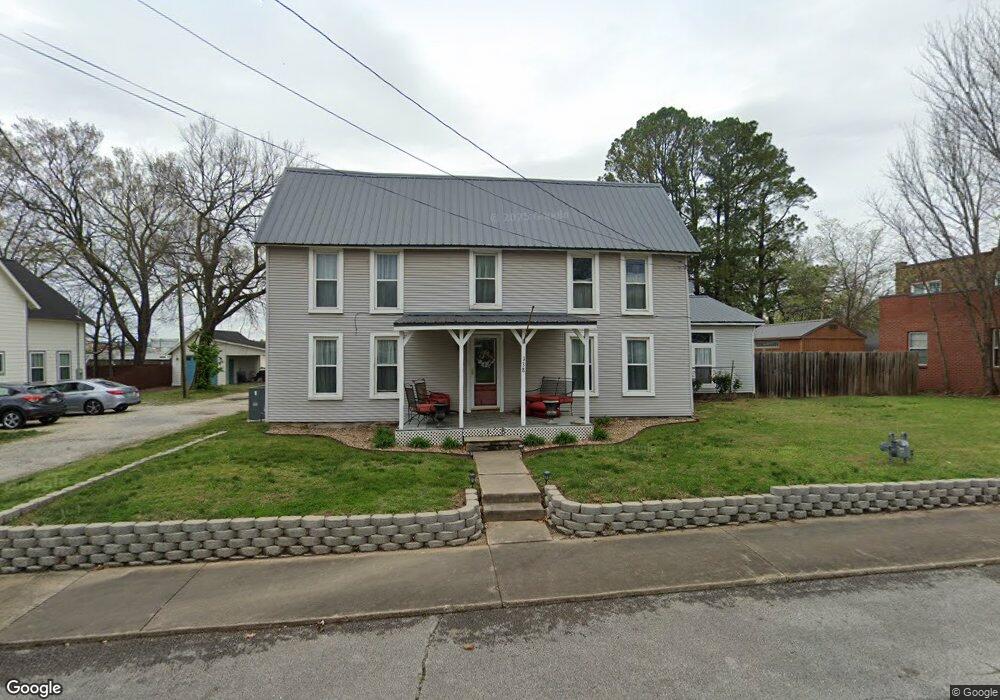 138 N Neal St, Prairie Grove, AR 72753 - photo 1