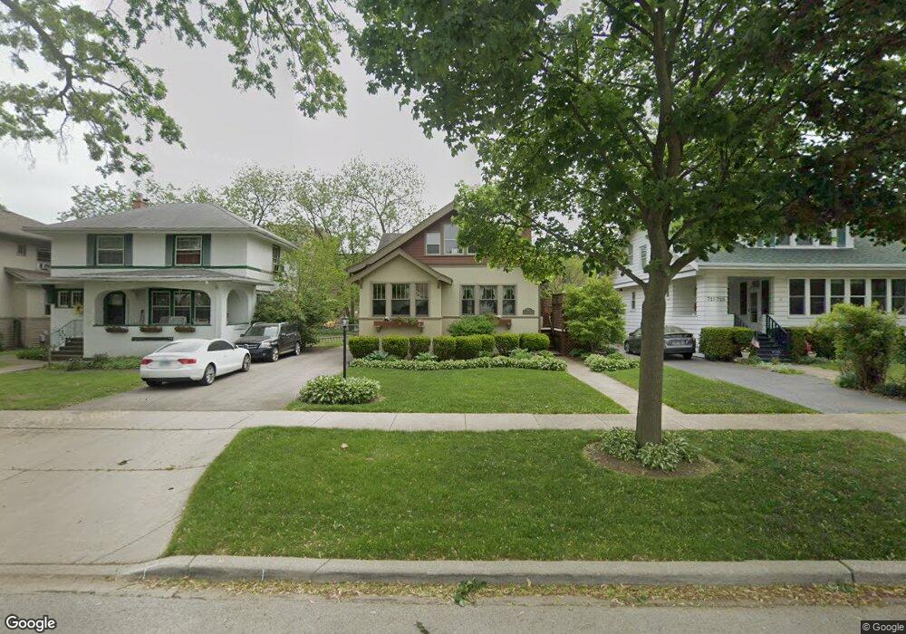 709 Laurel Ave, Des Plaines, IL 60016 - photo 1
