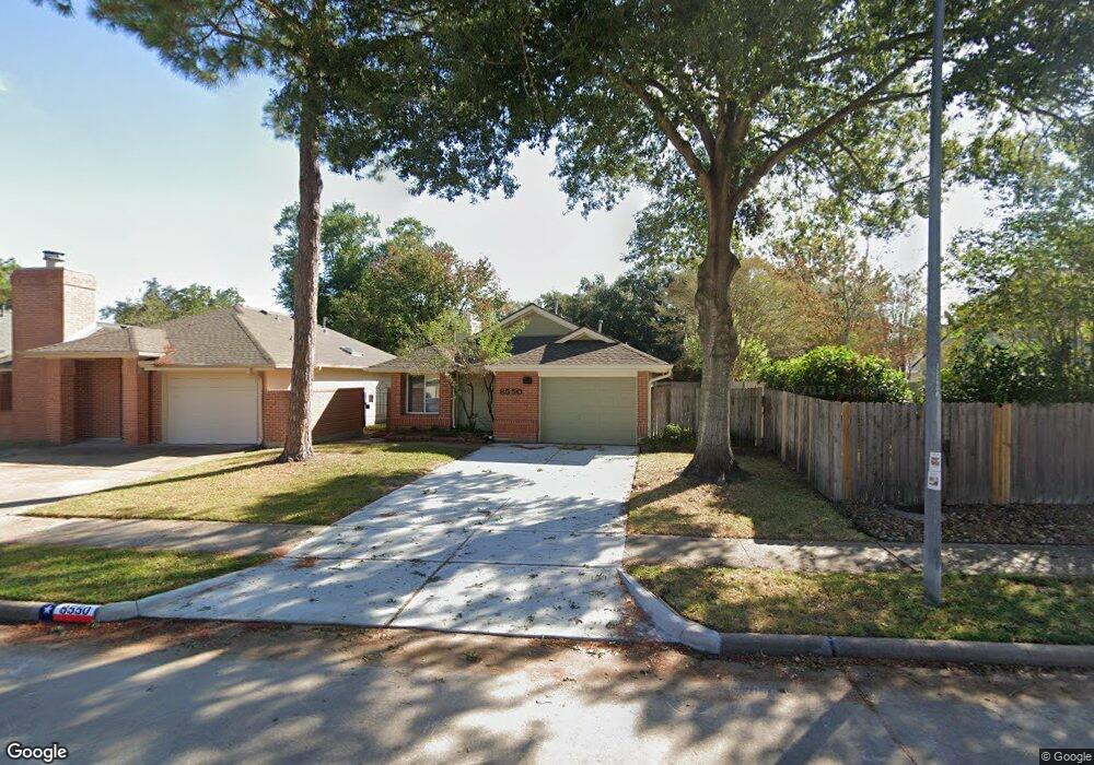 8550 Pool Creek Dr, Houston, TX 77095 - photo 1