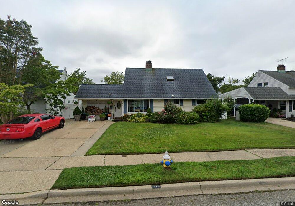 132 Gun Ln, Levittown, NY 11756 - photo 1