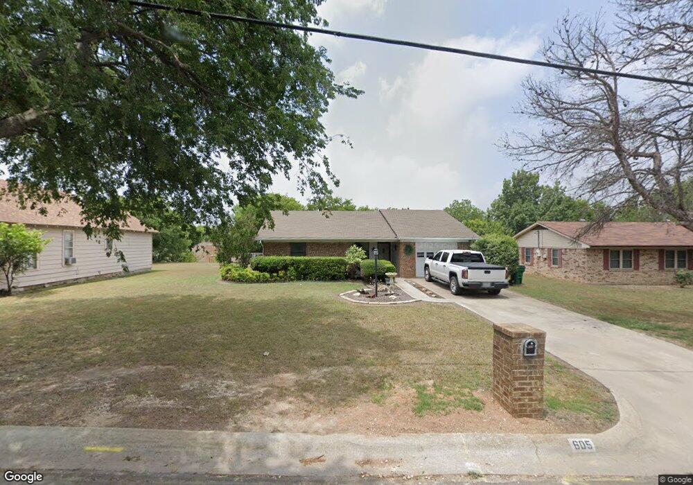605 N Cowan St, Decatur, TX 76234 - photo 1