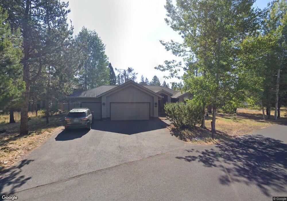 18001 Hickory Ln, Sunriver, OR 97707 - photo 1