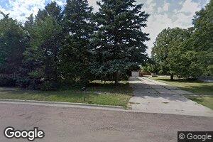 112 S Illinois Ave, Platte, SD 57369