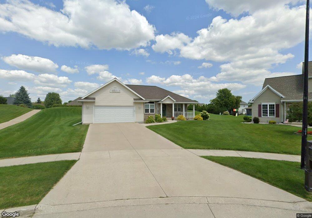 4752 W Whitetail Ct, Manitowoc, WI 54220 - photo 1