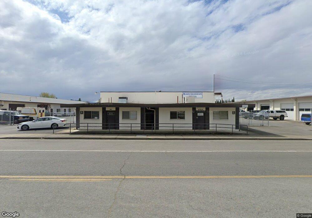 1604 Dowell Rd, Grants Pass, OR 97527 - photo 1