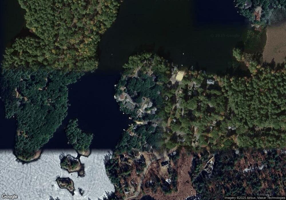 39 Hemlock Shore Dr, Atkinson, NH 03811 - photo 1