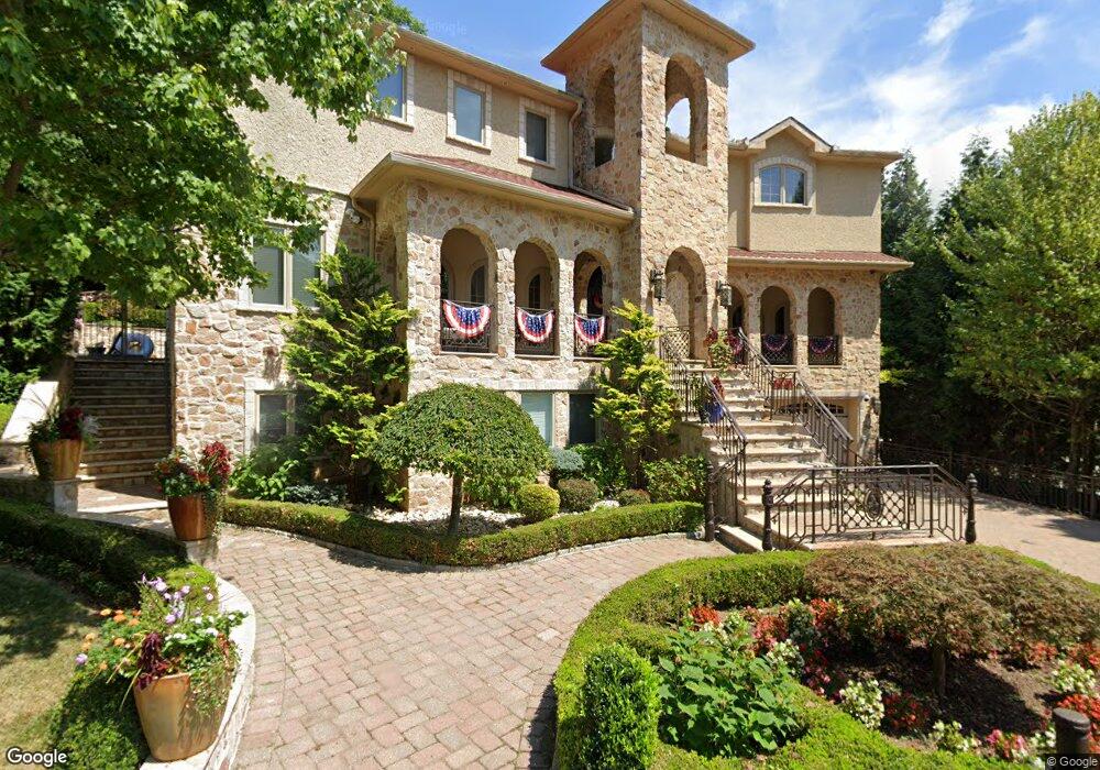 4 Saint James Place unit Building, Staten Island, NY 10304 - photo 1