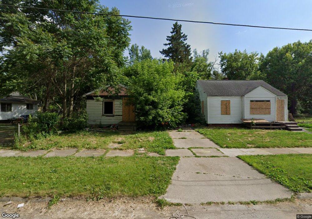 2406 Bennett Ave, Flint, MI 48506 - photo 1