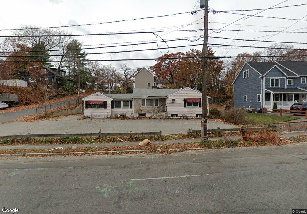 577 Main St, Stoneham, MA 02180 - photo 1