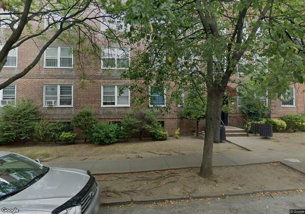 141-13 79th Ave unit 2M, Flushing, NY 11367 - photo 1