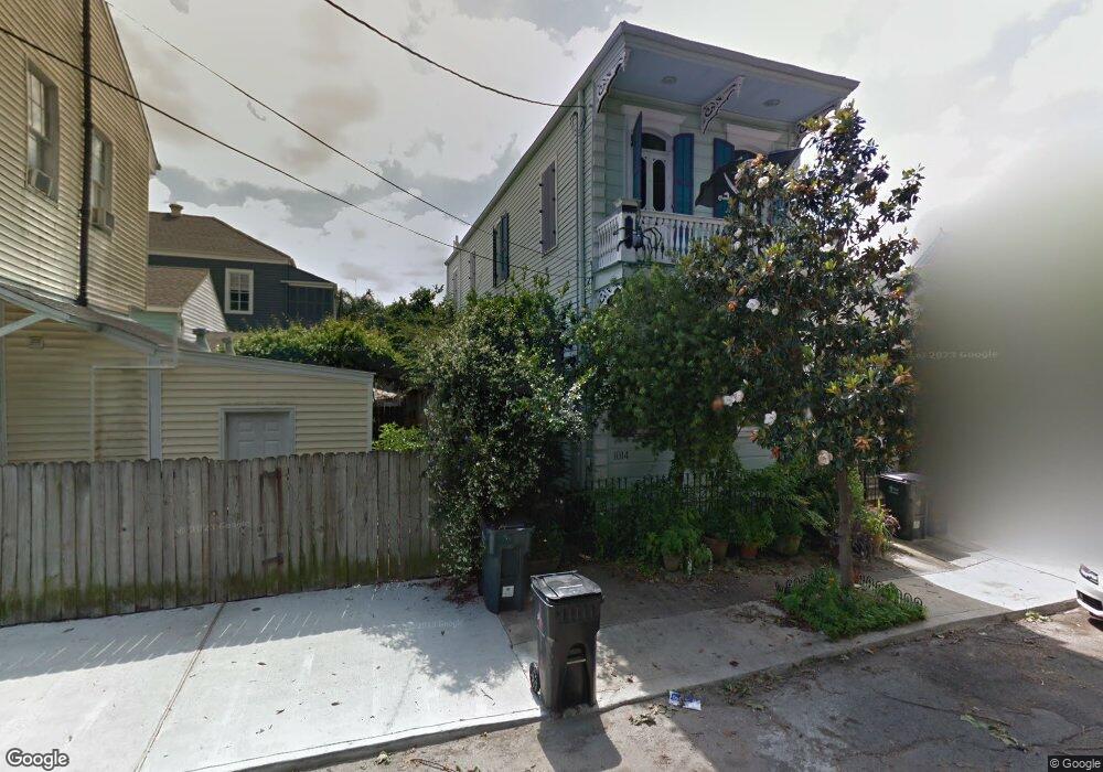1014 First St, New Orleans, LA 70130 - photo 1