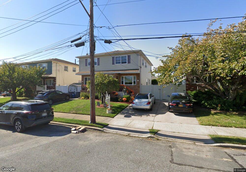 122 Levit Ave, Staten Island, NY 10314 - photo 1